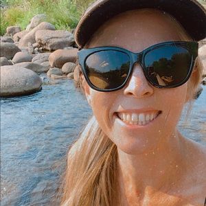 Meet your Posher, Fallon